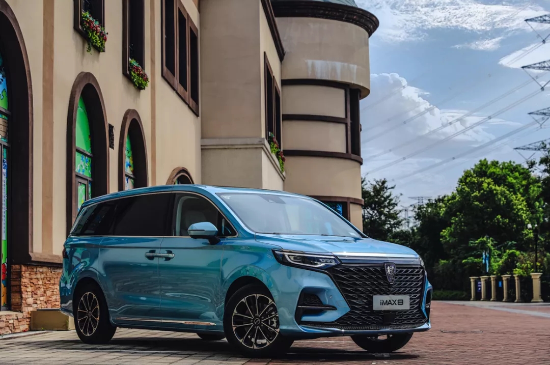 ����MPV�컨�壬���3�׳����õ���������6���ұȰµ�������