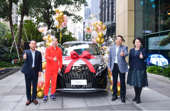 ����M8��15��̨�³���������ʦ�콢�桢��������������