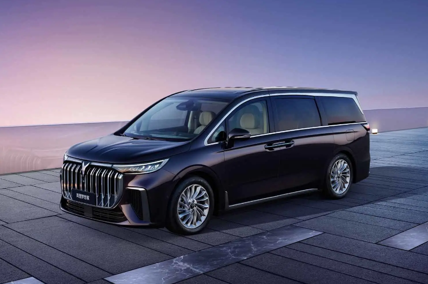 �߶�MPV��ʼ�ھ���������һ��ǵ�����D9���ԱȺ������