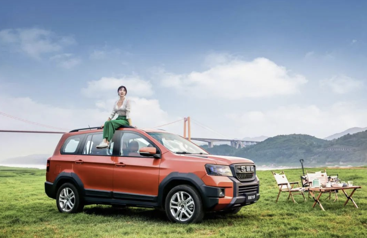 ����SUV���ж����Ӳ�����Ͳ������ݣ�6��Ԥ������7��