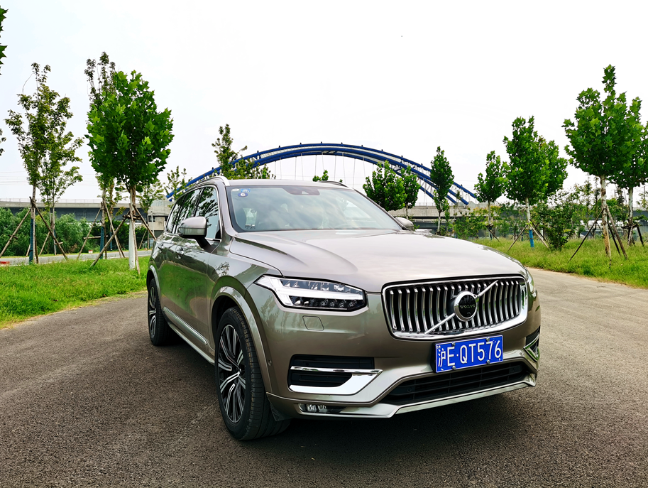 Ϊ����ᾫӢƫ���ֶ��֣������XC90������������д���