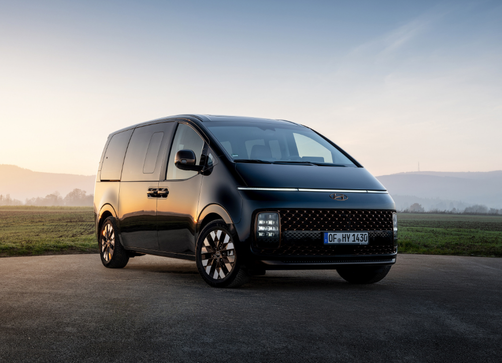 �ִ�ȫ��MPV���ڵ��գ�����ٴ���Ӯ�����������о�����Ϥ