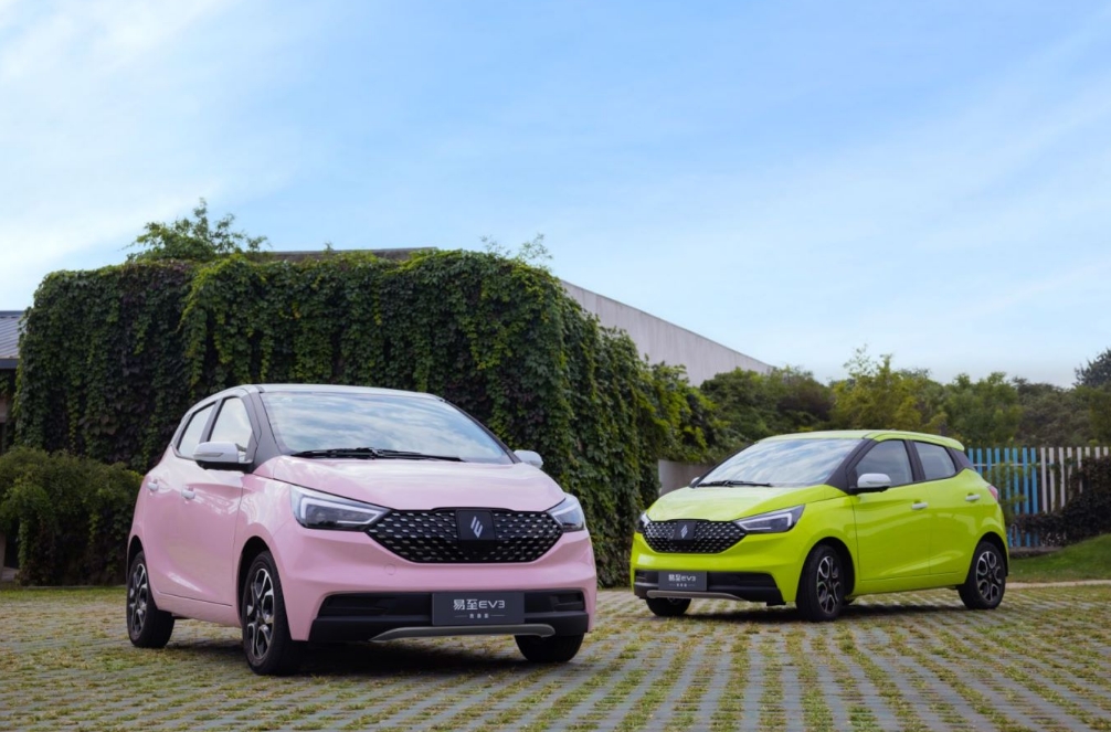 A00����С���ô�֣��͵�������EV3�ഺ�棬������ʵ���ɣ�