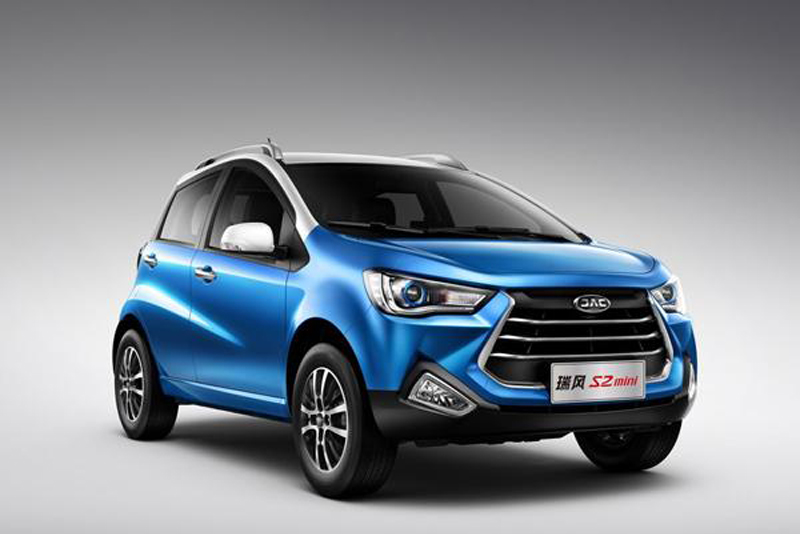 3.98�����˱���1�O����ȴ����̨2390mm����SUV