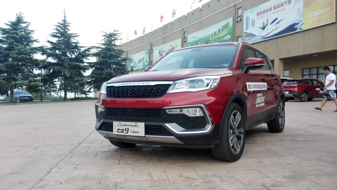 �Ա����Ǳ���������ɫ���³�����˧���Դ�12����������Ķ���