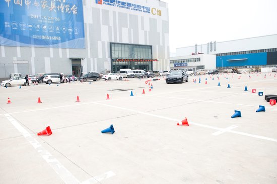 ȫ��һ�������쳱�����֣��վԲ����Ļ