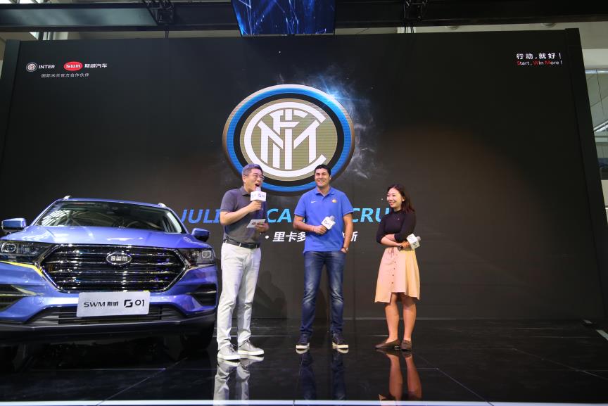 ����������SUV�����ǵ����ĵ��������쳵չ����ʵ�����������