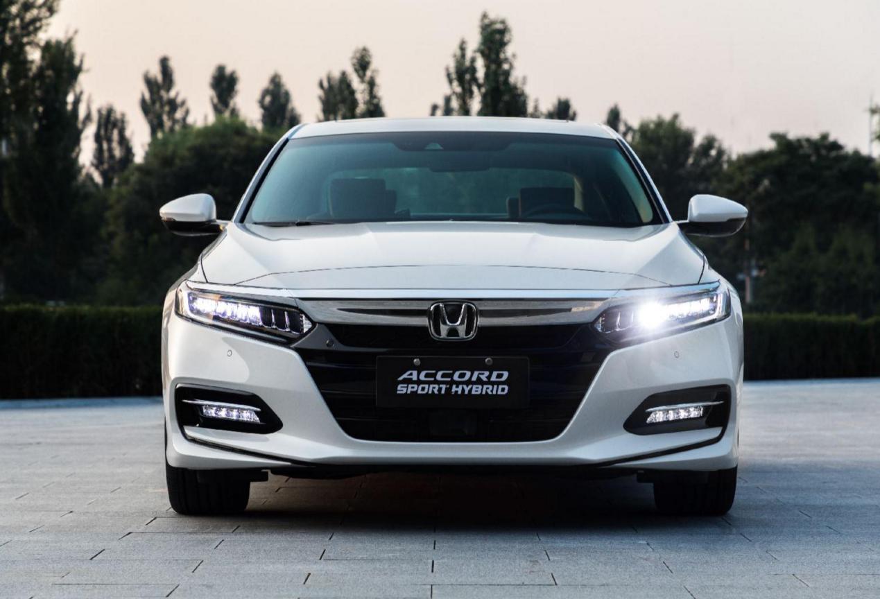ʷ����ǿ��ϵ�춯�����ȿ�����춯��ʡ��������ȫ����2.0T����