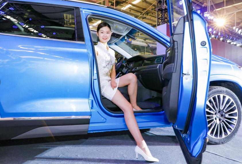 ����۸�ս��������������棬�������Ƴ��³���˭��ô������