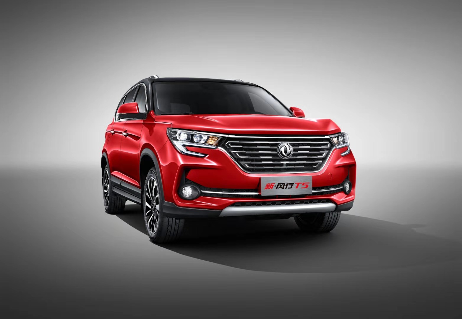 �·���T5���У����۲���7�����2720mm���ش���