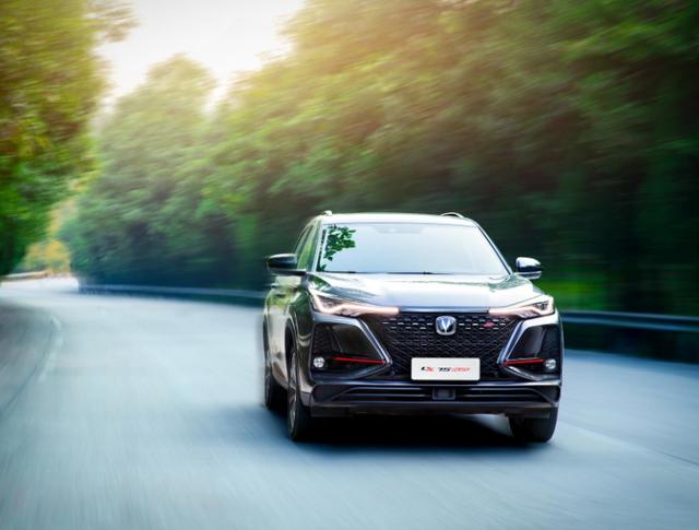 ƽ��SUV��Ҫ�߼���Χ�ƣ��Ƽ���5�������������