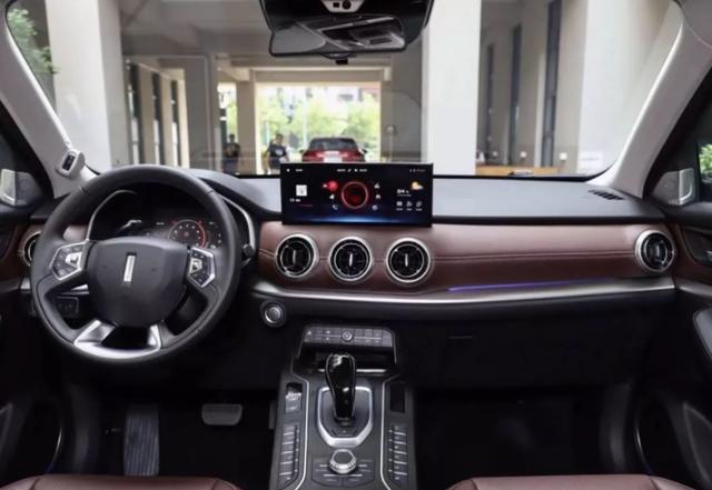 ƽ��SUV��Ҫ�߼���Χ�ƣ��Ƽ���5�������������
