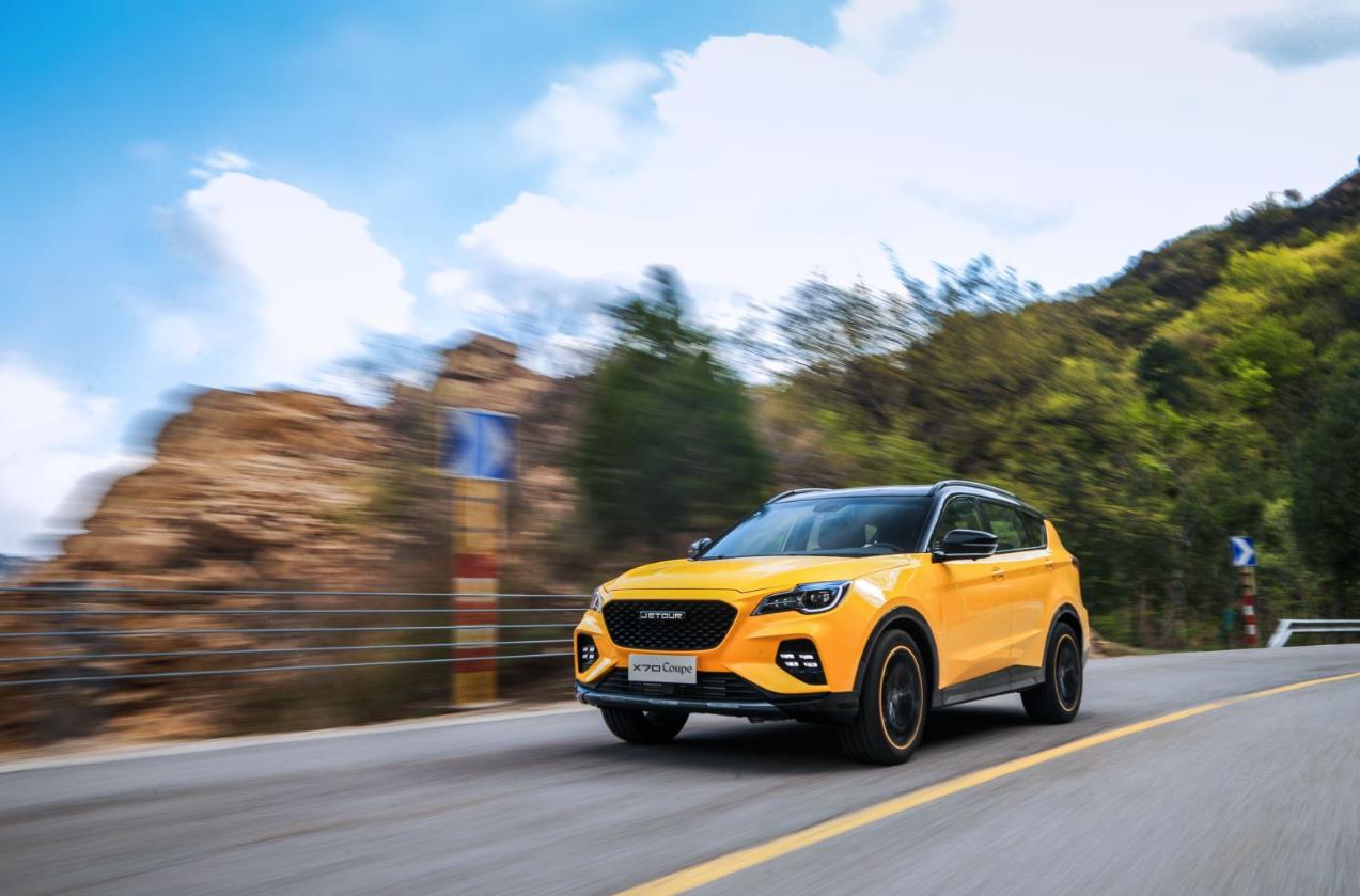 ��һ��10��SUV���ˣ�8����ɫ��1.6T�����������ʱ�10��20����