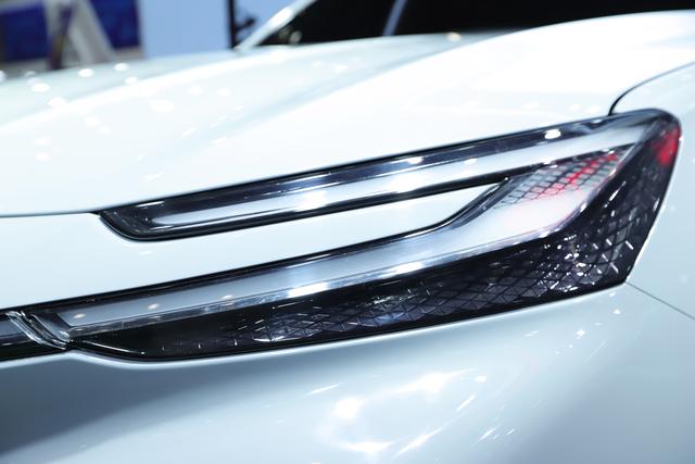 �¹���������SUV����RX5 PLUS֣������ ����MARVEL-R��������
