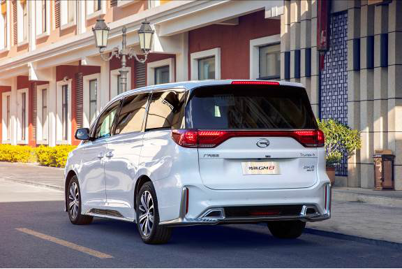 �й���������MPV������,����GM8��ʦ����ʽ����