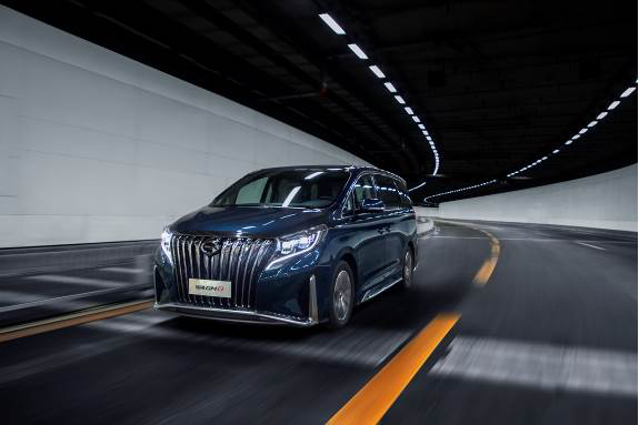 �й���������MPV������,����GM8��ʦ����ʽ����