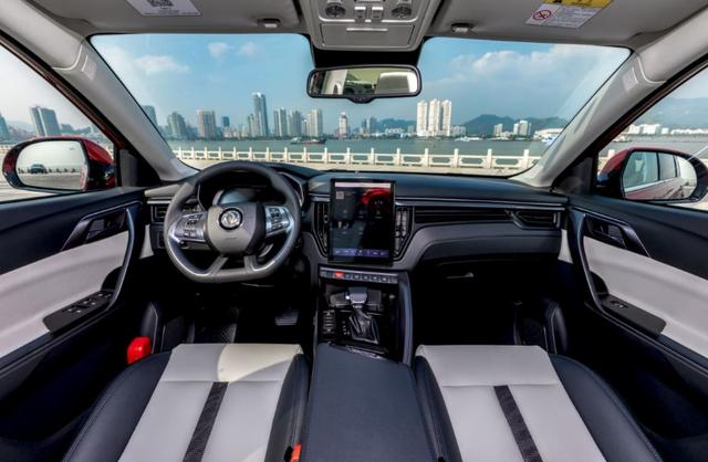 û�򳵵��и��ˣ���ƾʵ��ն��������ܽ�����SUV������7��
