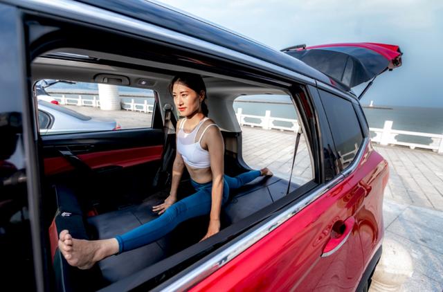 û�򳵵��и��ˣ���ƾʵ��ն��������ܽ�����SUV������7��