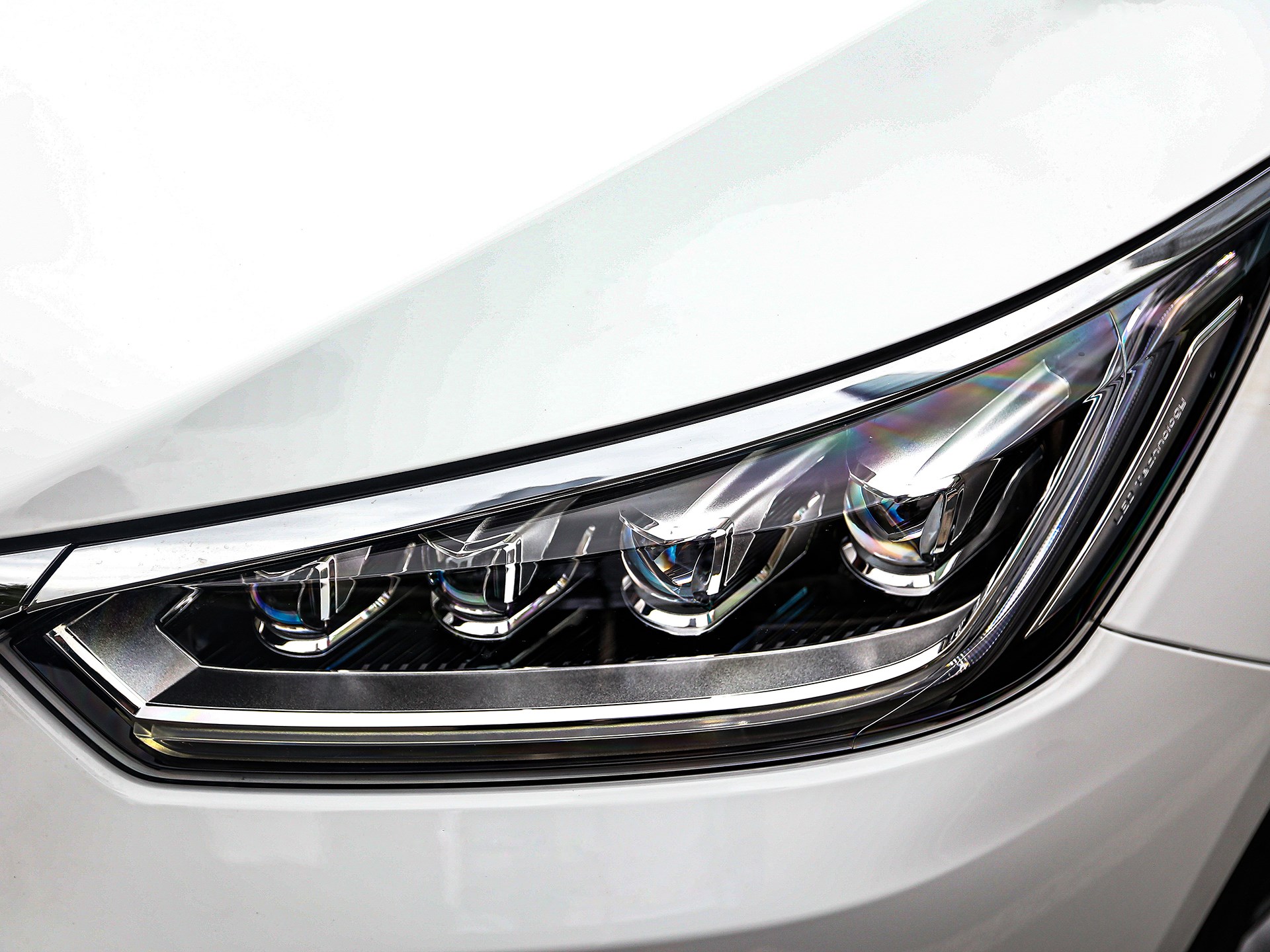7��ԪԤ���ֻ��С��SUV������Щ������SUV�´�����