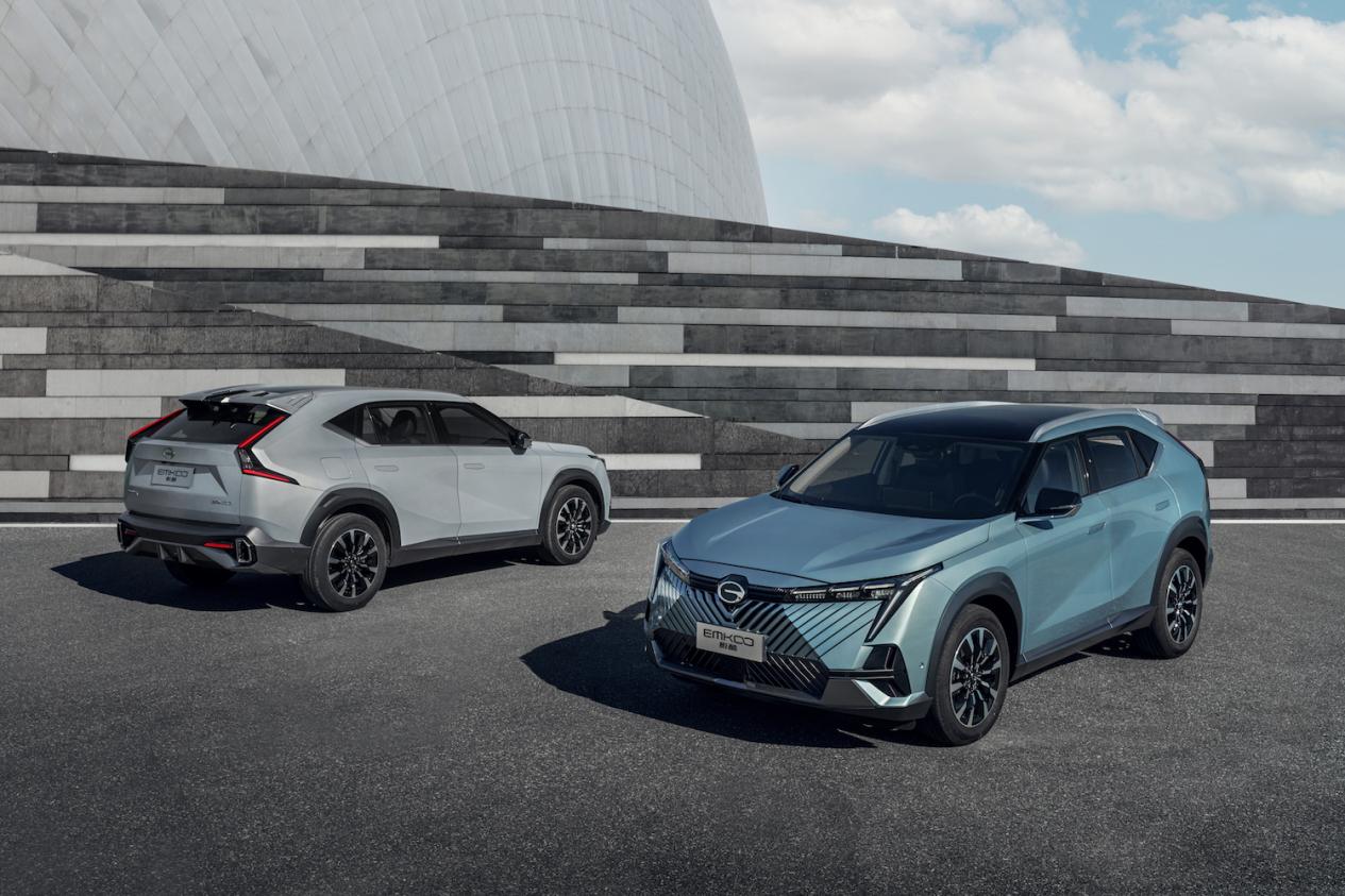��һ�����͵��SUV���ˣ��ٹ����ͺ�3.2L����н��ǧҲ������