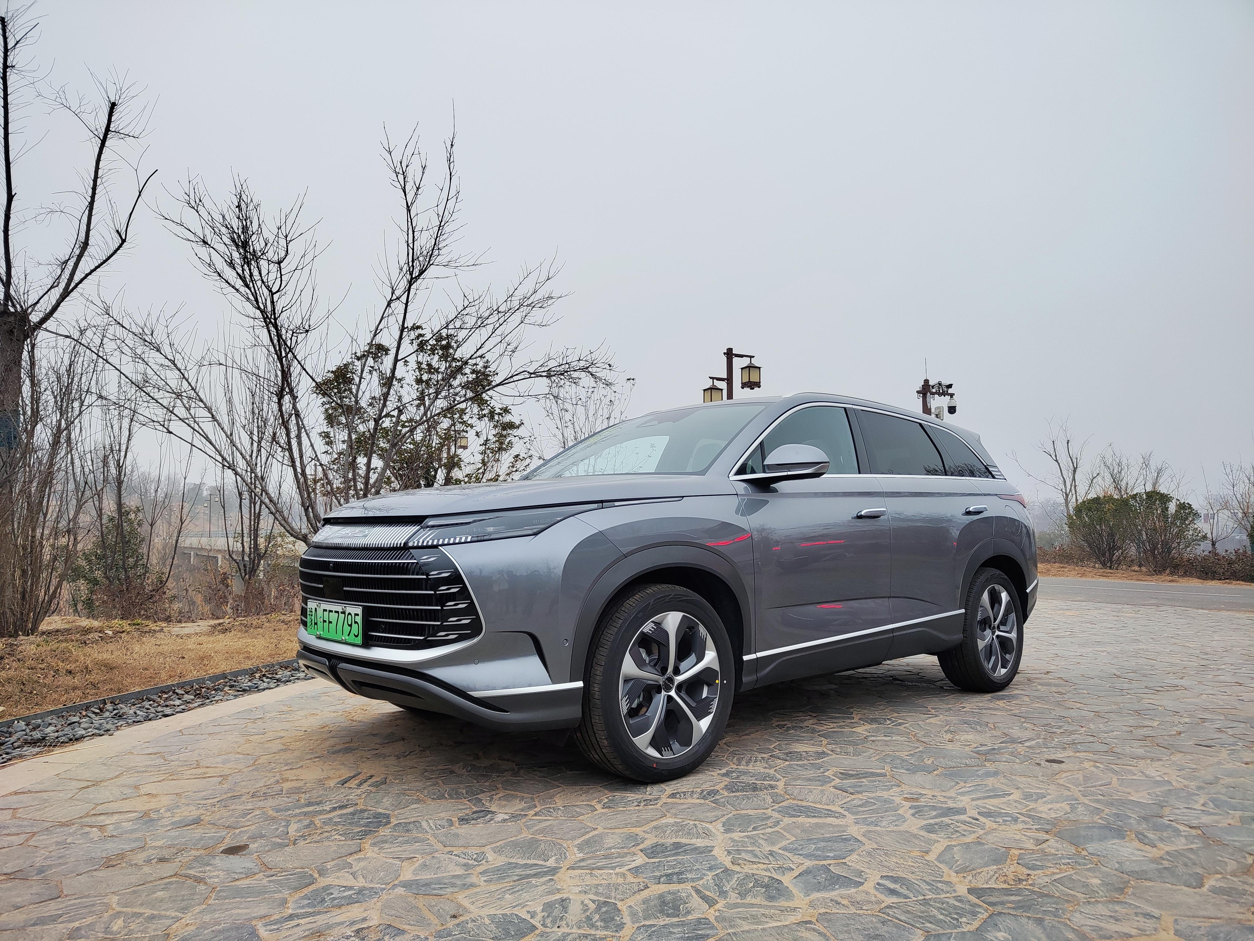 ���黤����07���������ȼ�ʹ�����SUV��ج�Σ�